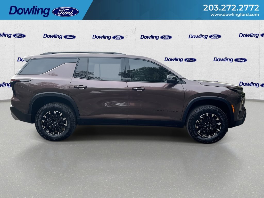Used 2024 Chevrolet Traverse Z71 AWD/4WD image 9
