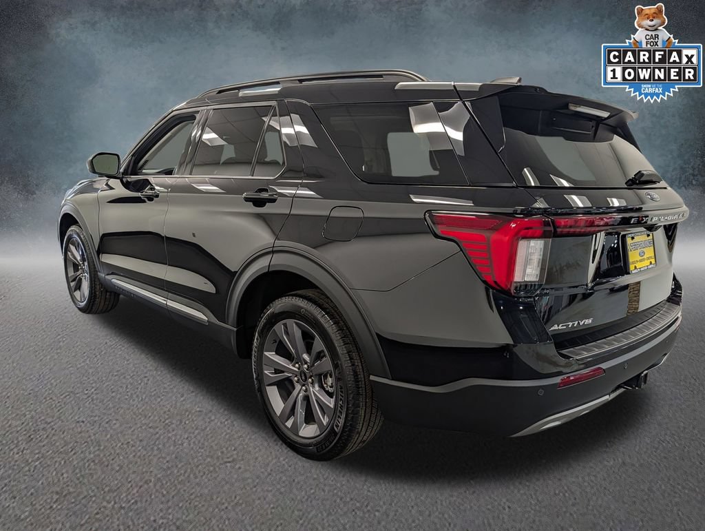 Certified 2025 Ford Explorer Active w/ Active Comfort Package AWD/4WD image 8