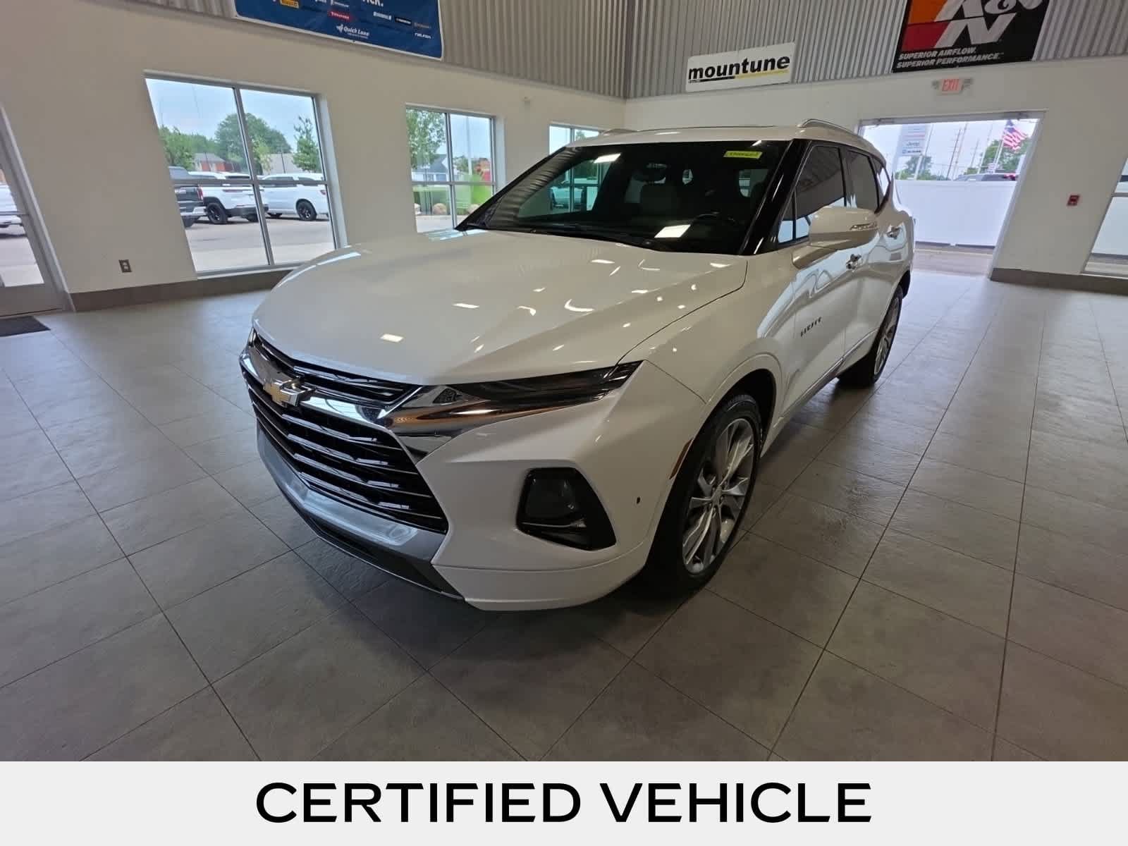 Used 2020 Chevrolet Blazer Premier w/ Driver Confidence II Package AWD/4WD image 1