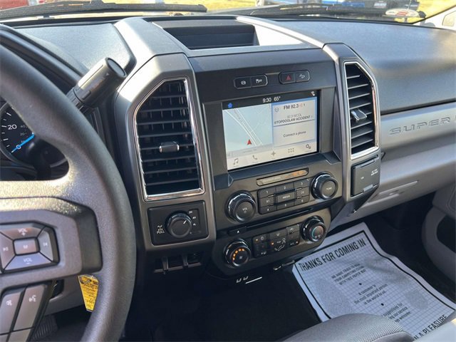 Certified 2017 Ford F350 XLT w/ XLT Premium Package image 21