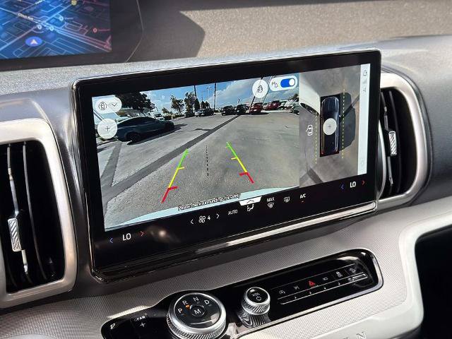 Certified 2025 Ford Expedition Active AWD/4WD image 27
