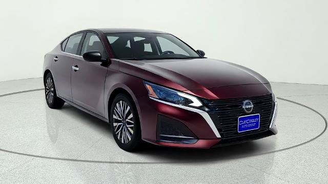 Used 2024 Nissan Altima 2.5 SV