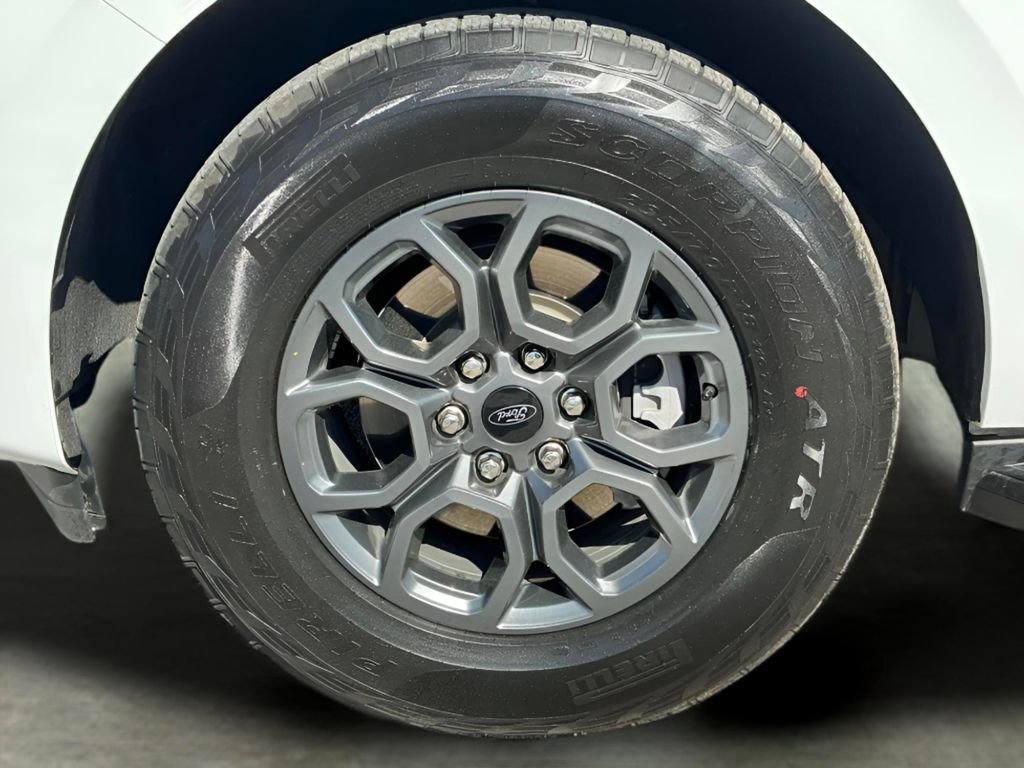 Certified 2025 Ford Expedition Active image 24