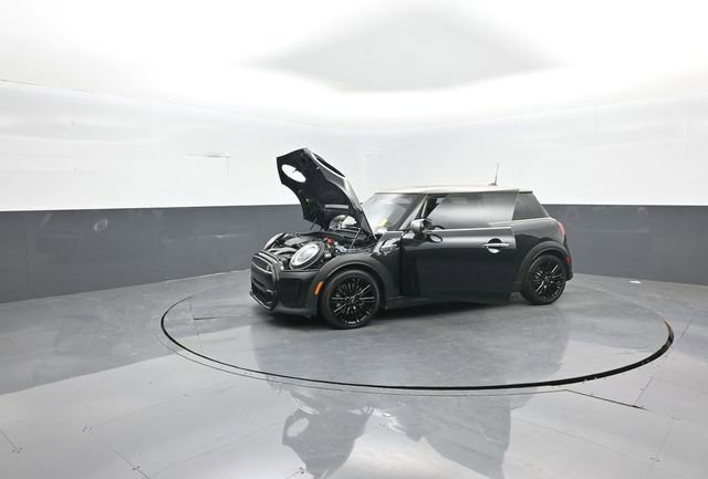 Used 2024 MINI Cooper S image 33