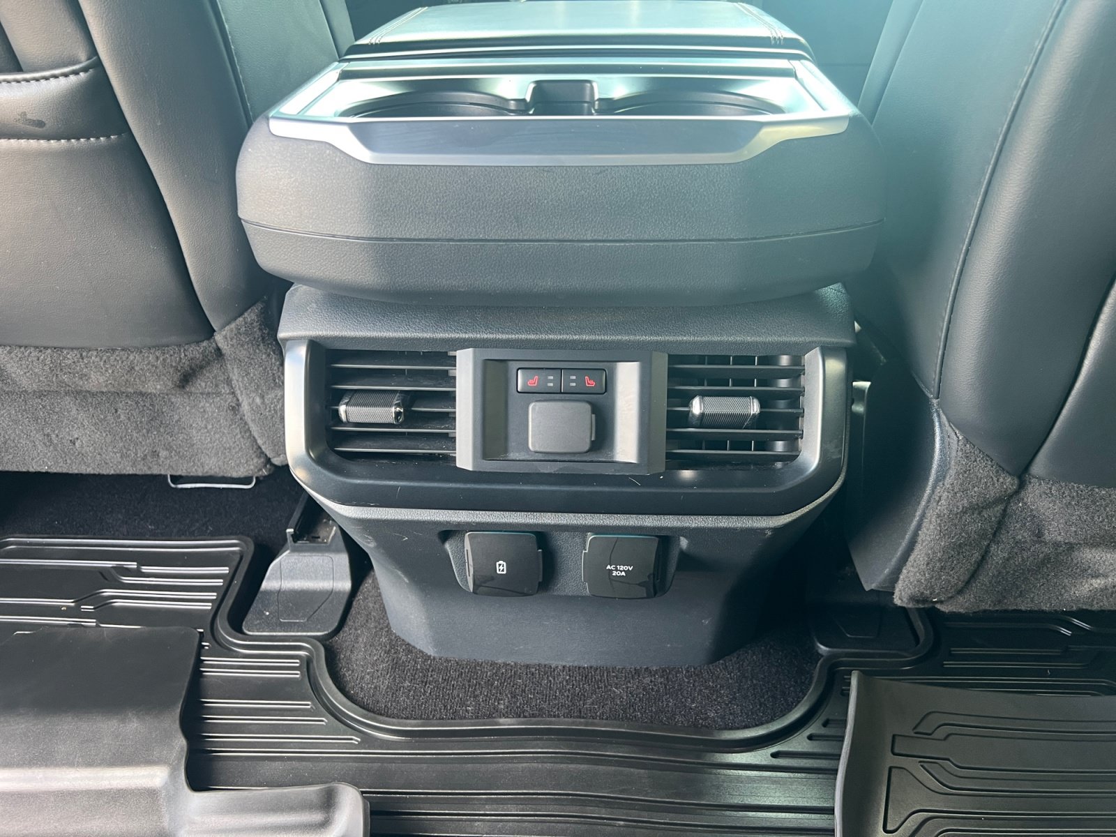 Certified 2022 Ford F150 Raptor w/ Raptor 37 Performance Package AWD/4WD image 29