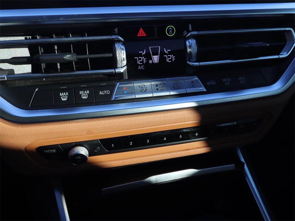 Used 2021 BMW 330i Sedan w/ Convenience Package image 18