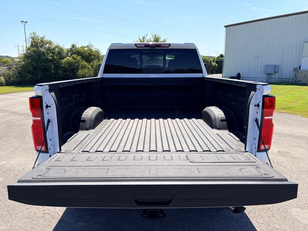 Used 2026 Chevrolet Silverado 2500 LTZ w/ LTZ Premium Package AWD/4WD image 26