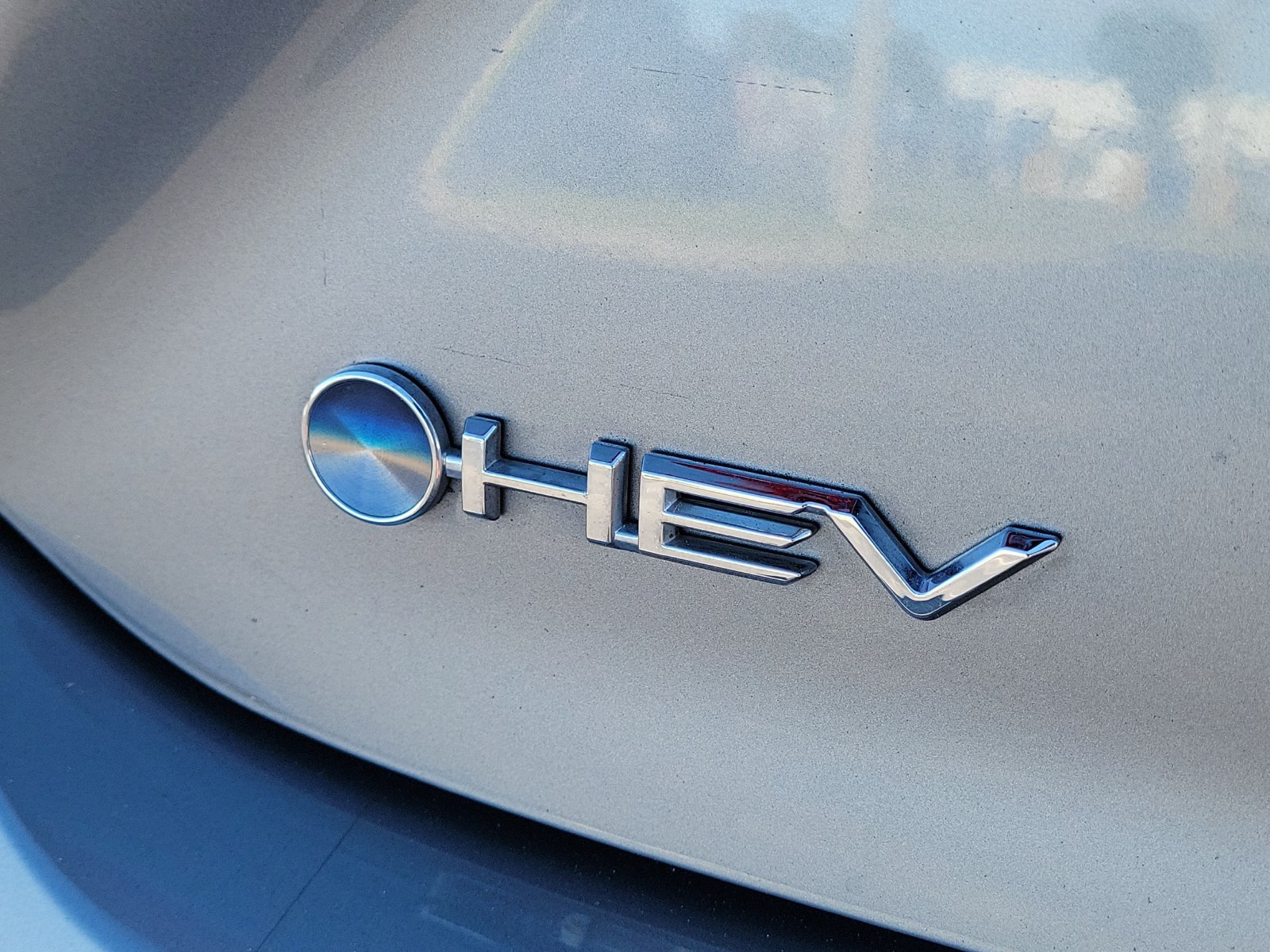Used 2025 Toyota Camry XLE FWD image 4