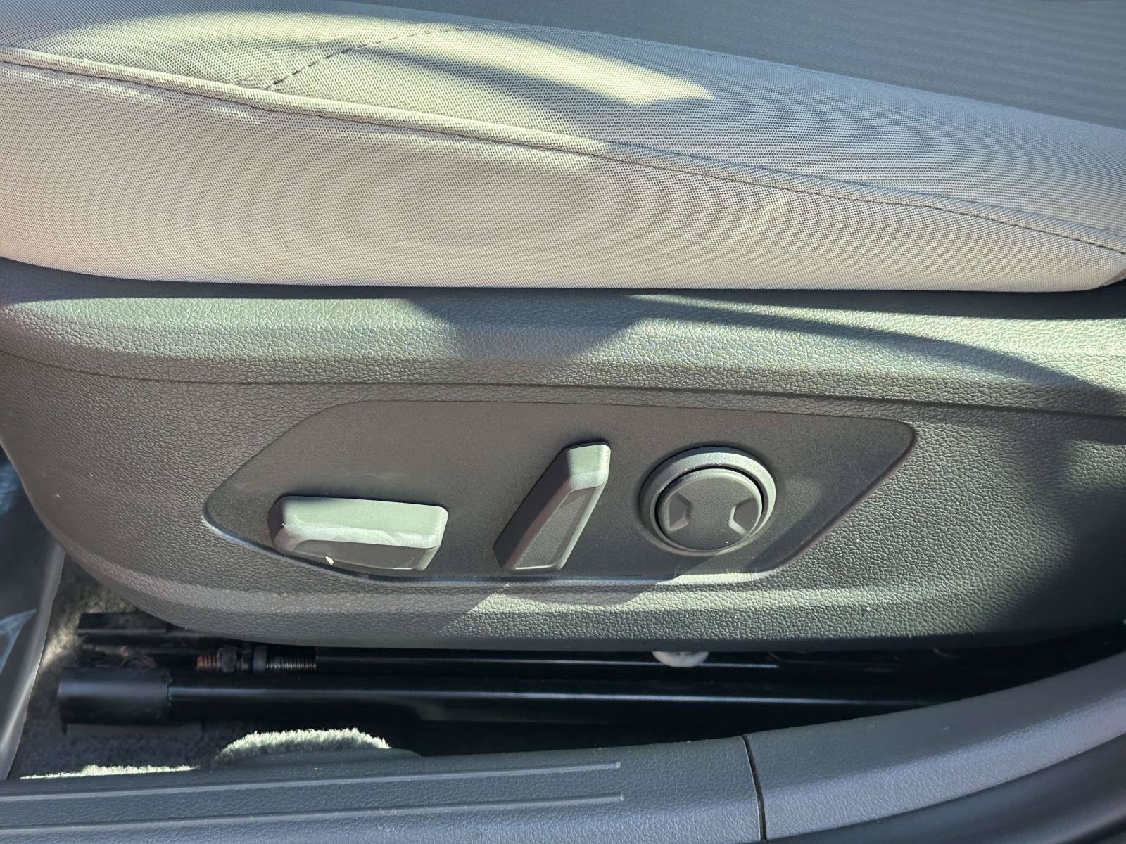 Used 2025 Hyundai Sonata SEL FWD image 20