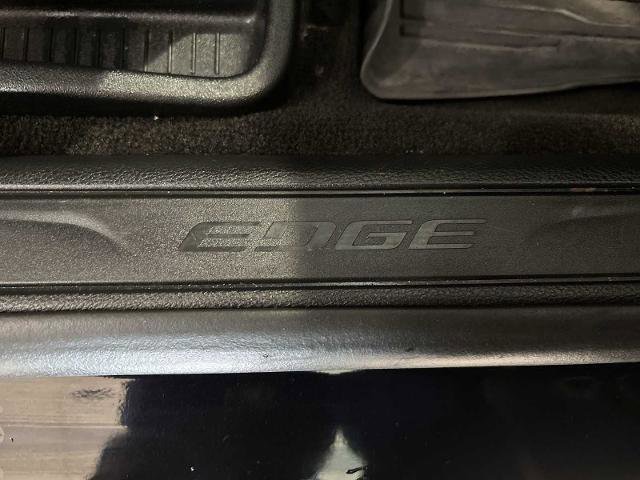 Certified 2020 Ford Edge SEL w/ Cold Weather Package image 29