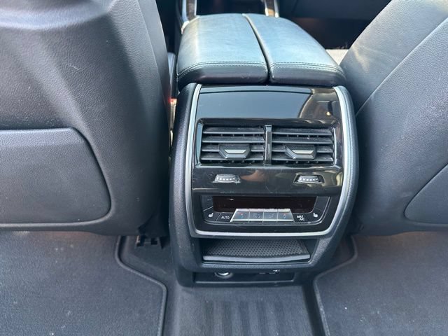 Used 2023 BMW X7 xDrive40i w/ Premium Package AWD/4WD image 19