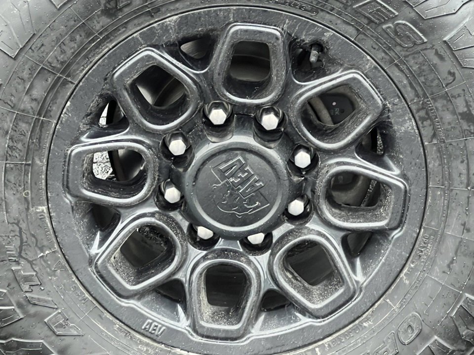 Used 2024 Chevrolet Silverado 2500 ZR2 w/ ZR2 Bison Edition image 18