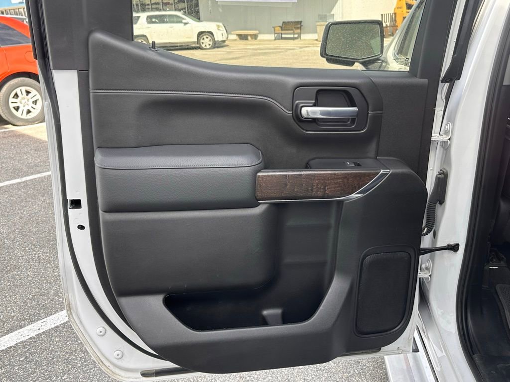 Used 2022 GMC Sierra 1500 Denali w/ Driver Alert Package II AWD/4WD image 15