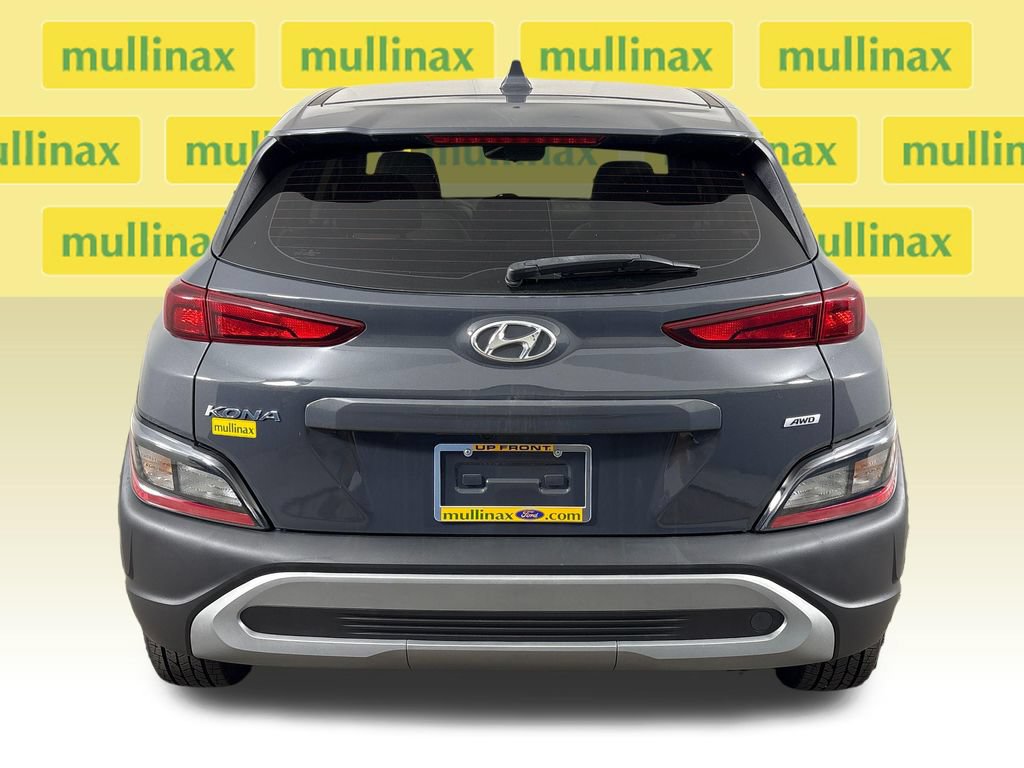 Used 2023 Hyundai Kona SE AWD/4WD image 16