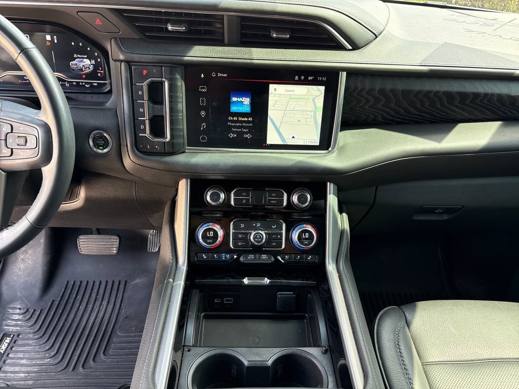 Used 2023 GMC Yukon XL Denali AWD/4WD image 29