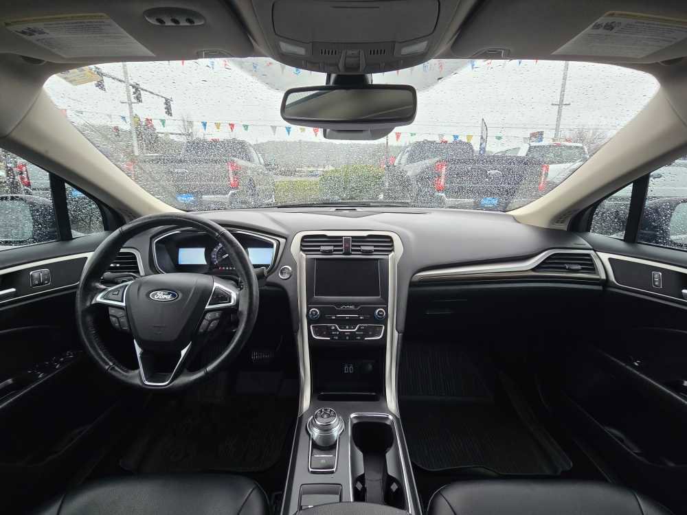 Certified 2019 Ford Fusion SEL image 16