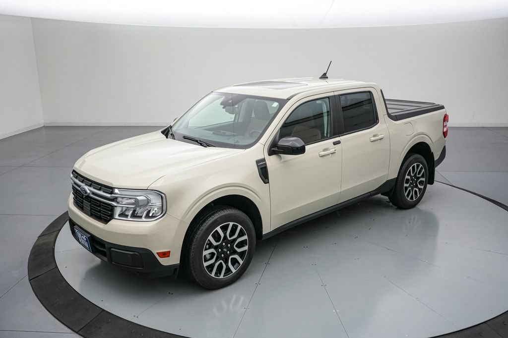 Certified 2024 Ford Maverick Lariat FWD image 11