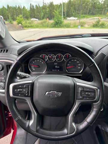 Used 2019 Chevrolet Silverado 1500 LT Trail Boss AWD/4WD image 23