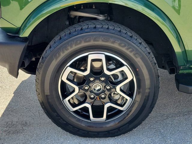 Certified 2022 Ford Bronco Outer Banks image 9