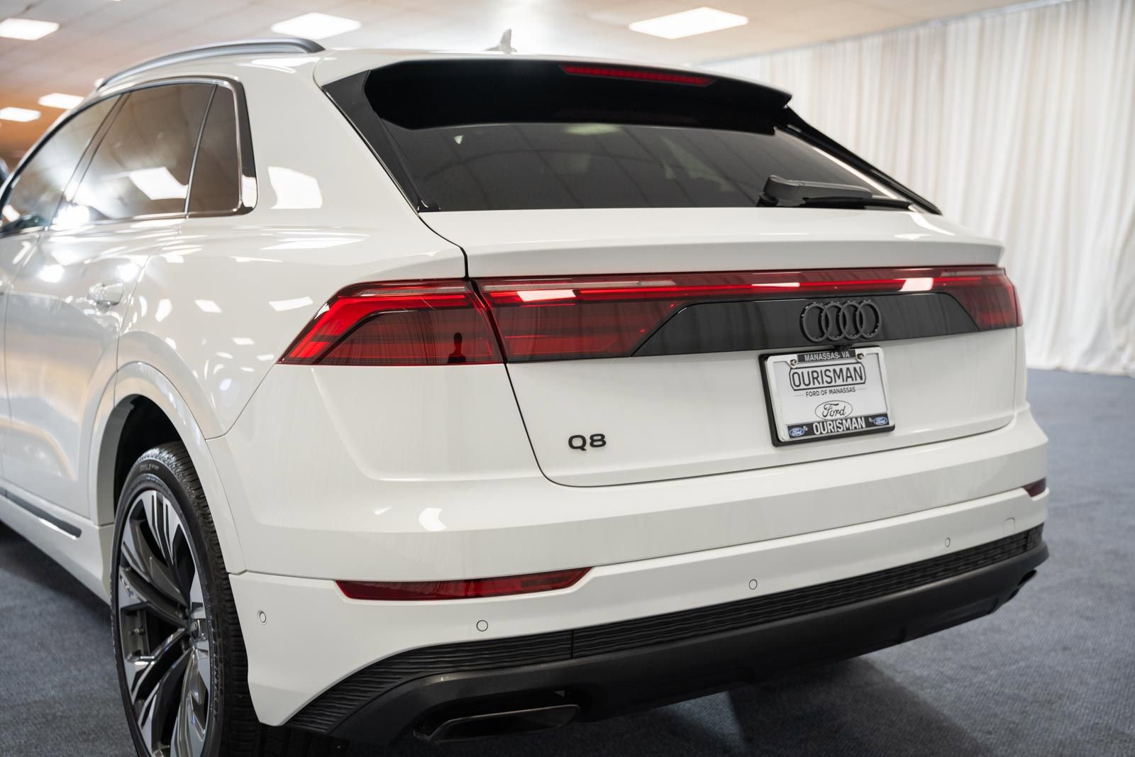 Used 2025 Audi Q8 Premium Plus AWD/4WD image 6