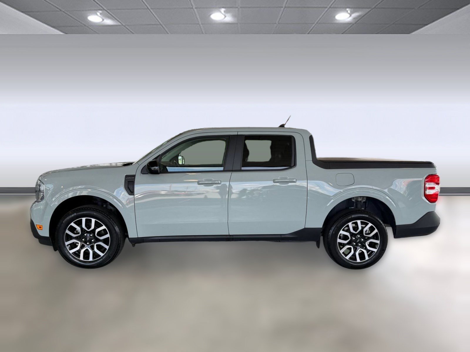 Certified 2024 Ford Maverick Lariat FWD image 2
