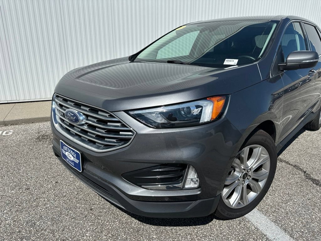 Certified 2024 Ford Edge Titanium AWD/4WD image 2