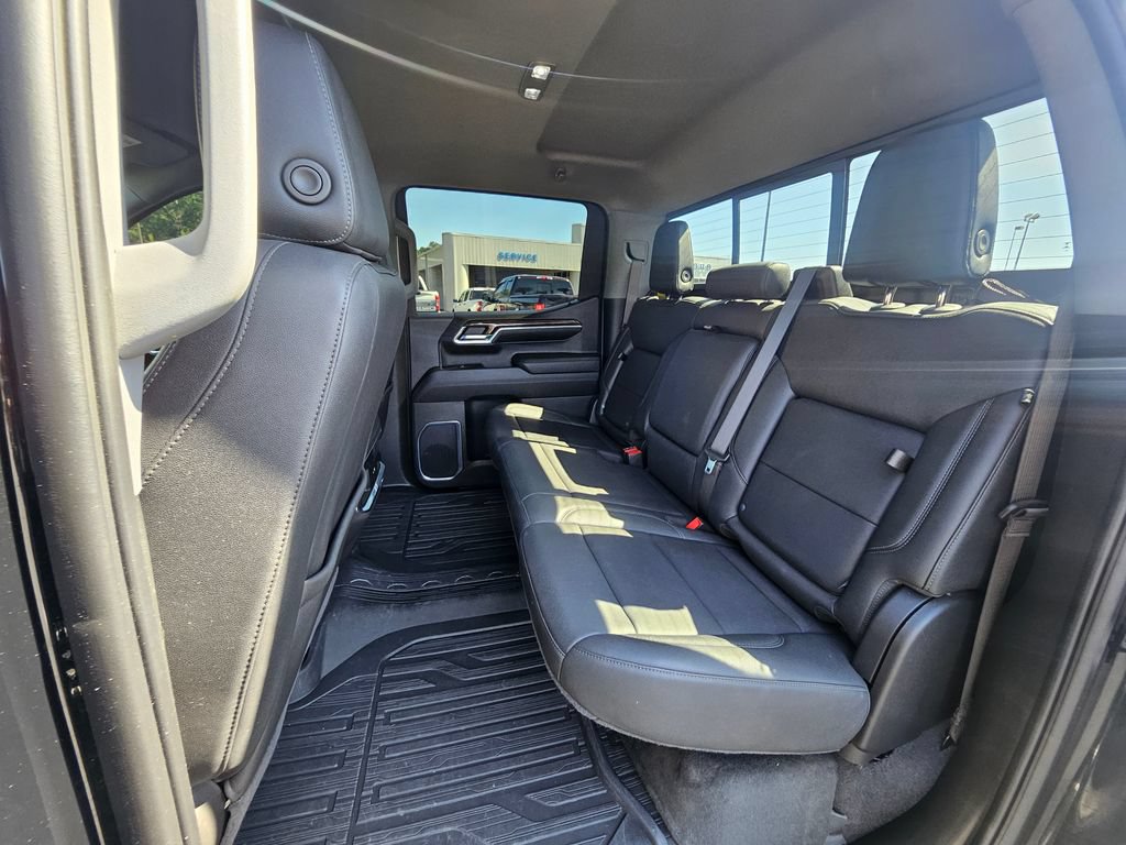 Used 2024 GMC Sierra 1500 Elevation w/ Elevation Premium Package AWD/4WD image 11