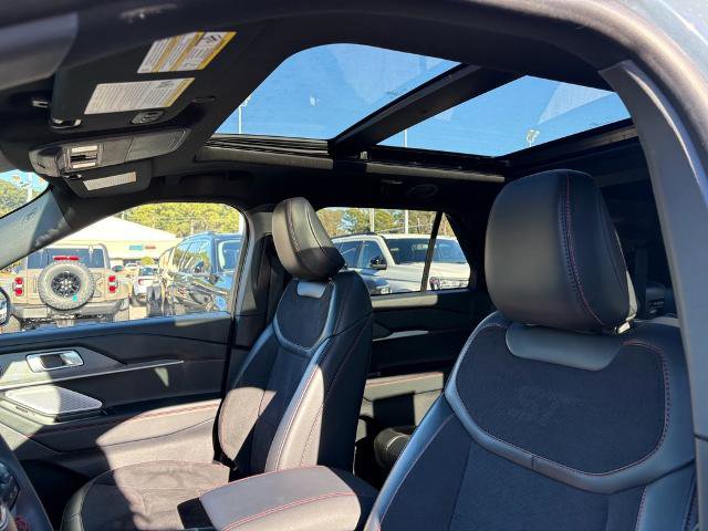 Certified 2025 Ford Explorer ST w/ Sun And Sound Package image 16