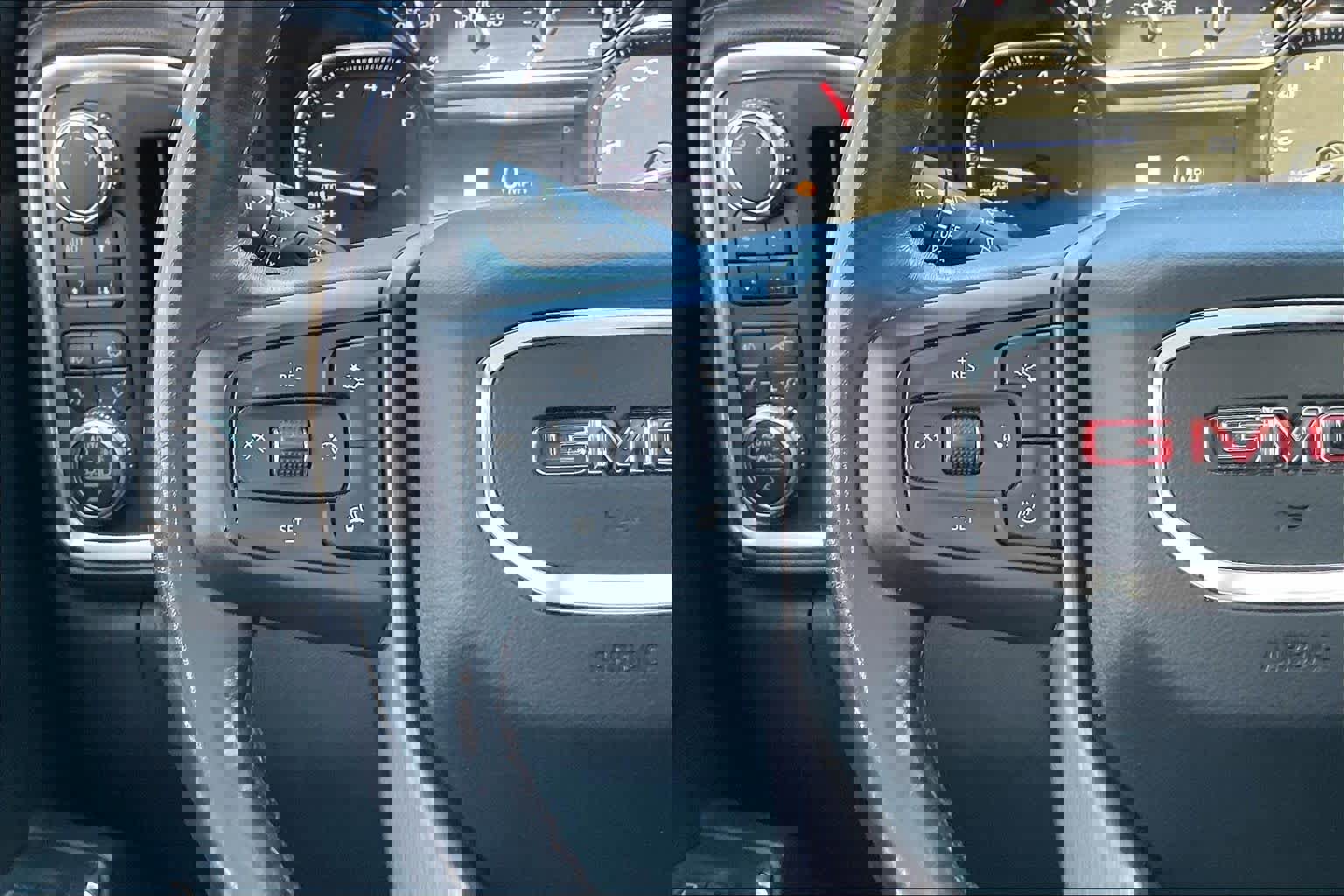 Used 2019 GMC Sierra 1500 AT4 w/ Off Road Performance Package image 23