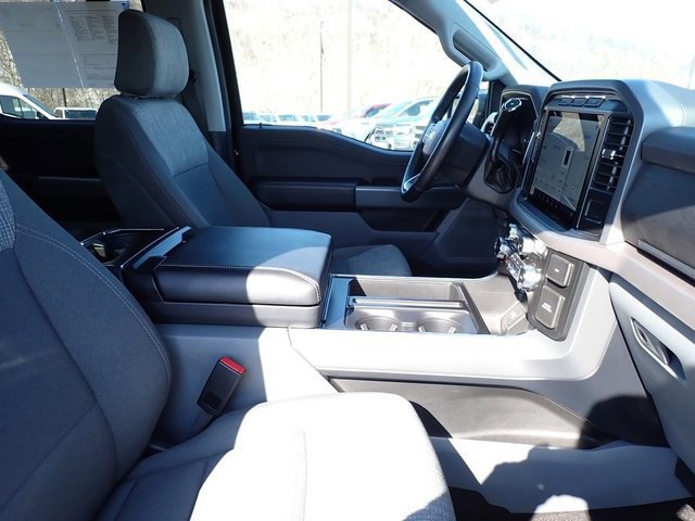 Certified 2022 Ford F150 XLT w/ Equipment Group 302A High image 11