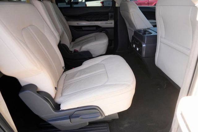 Certified 2024 Ford Expedition Max Platinum image 18