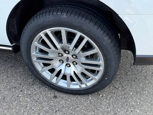 Certified 2024 Ford Expedition Limited AWD/4WD image 6