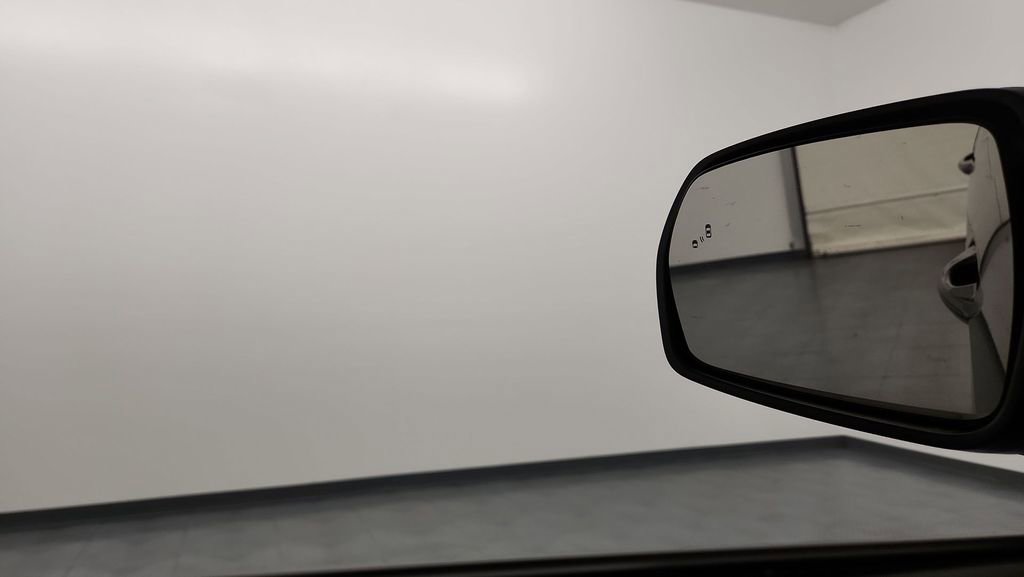 Certified 2024 Ford Edge ST-Line image 22