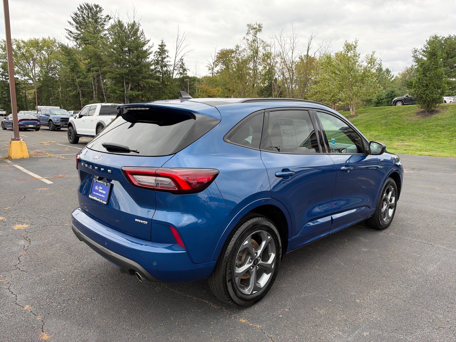 Certified 2023 Ford Escape ST-Line w/ Tech Pack #1 AWD/4WD image 14