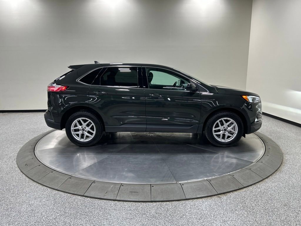 Certified 2024 Ford Edge SEL w/ Convenience Package AWD/4WD image 6