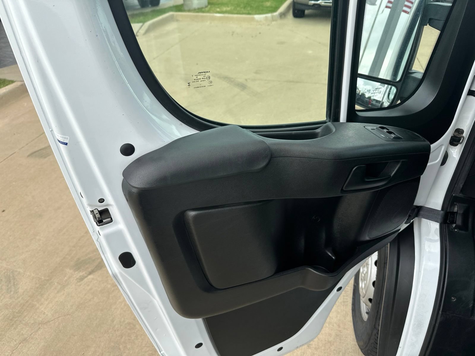 Used 2023 RAM ProMaster 2500 w/ Premium Convenience Group (B) FWD image 15