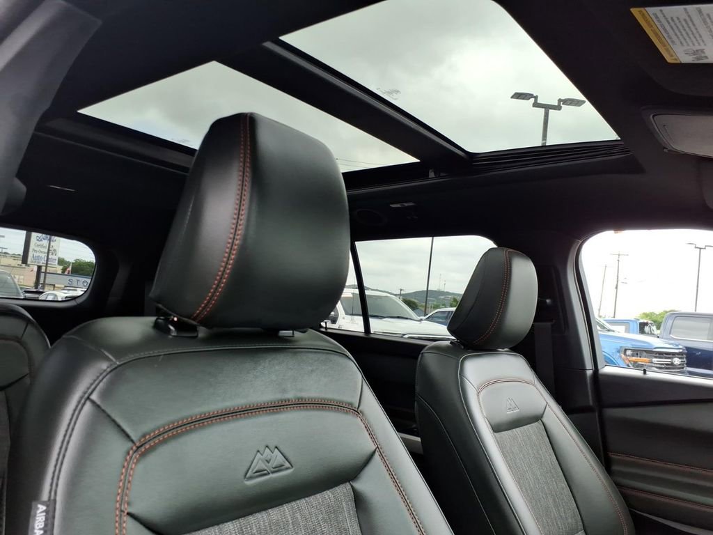 Certified 2024 Ford Explorer Timberline w/ Timberline Technology Package AWD/4WD image 7