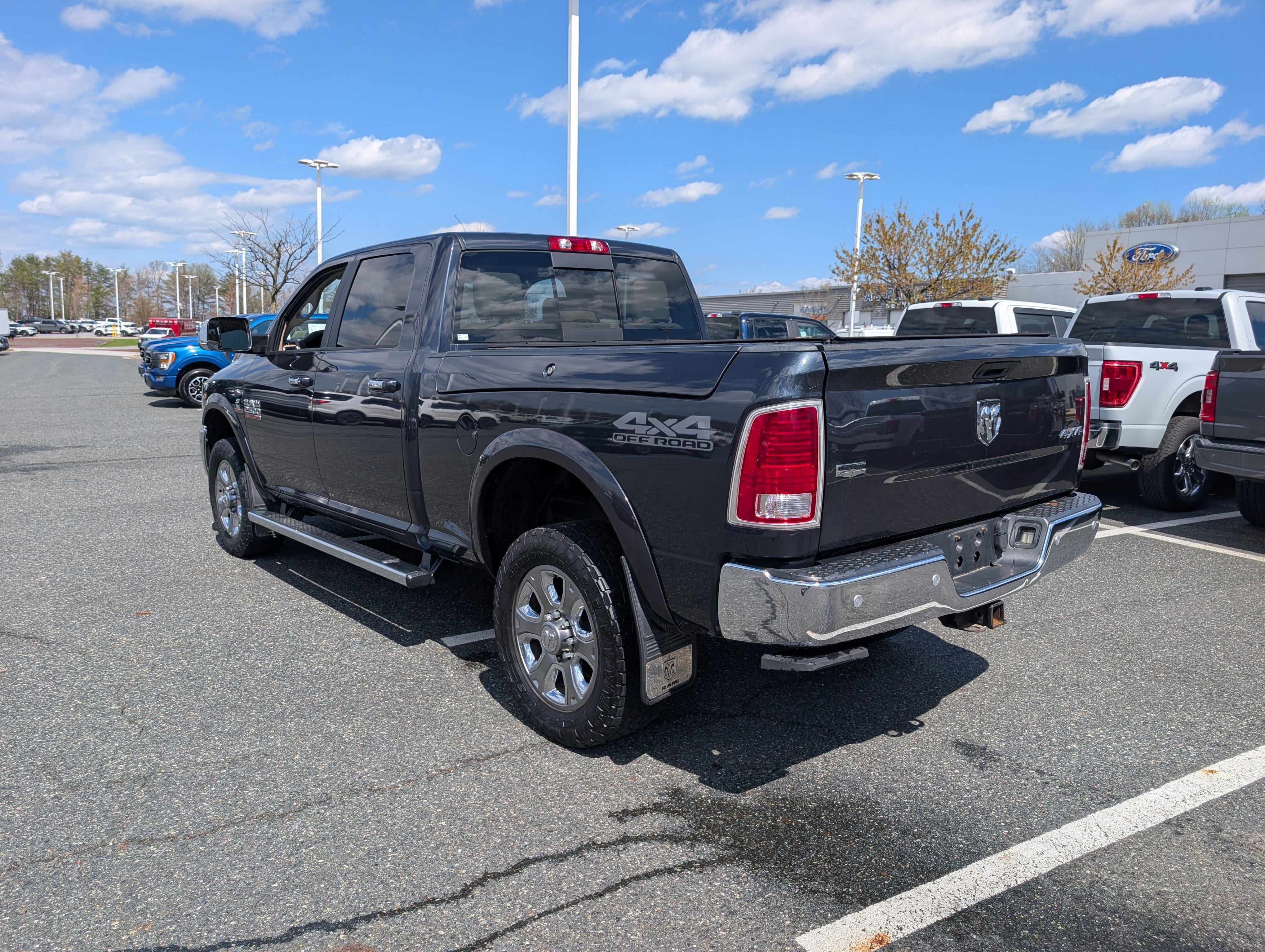 Used 2018 RAM 2500 Laramie w/ Off Road Package image 3
