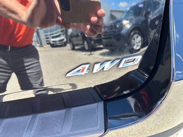 Certified 2022 Ford Explorer XLT w/ Equipment Group 202A AWD/4WD image 13