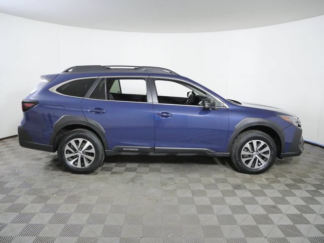 Used 2024 Subaru Outback Premium AWD/4WD image 10