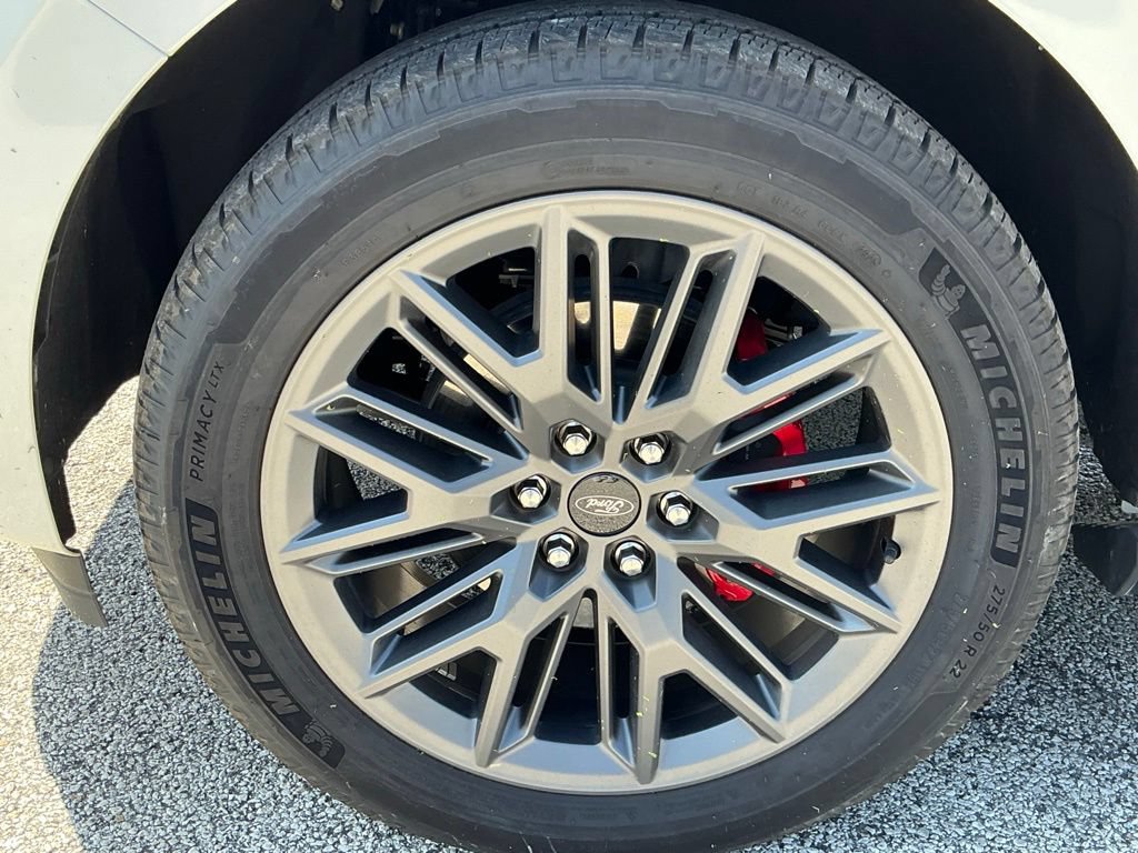 Certified 2025 Ford Expedition Max Platinum w/ Stealth Performance Package AWD/4WD image 29