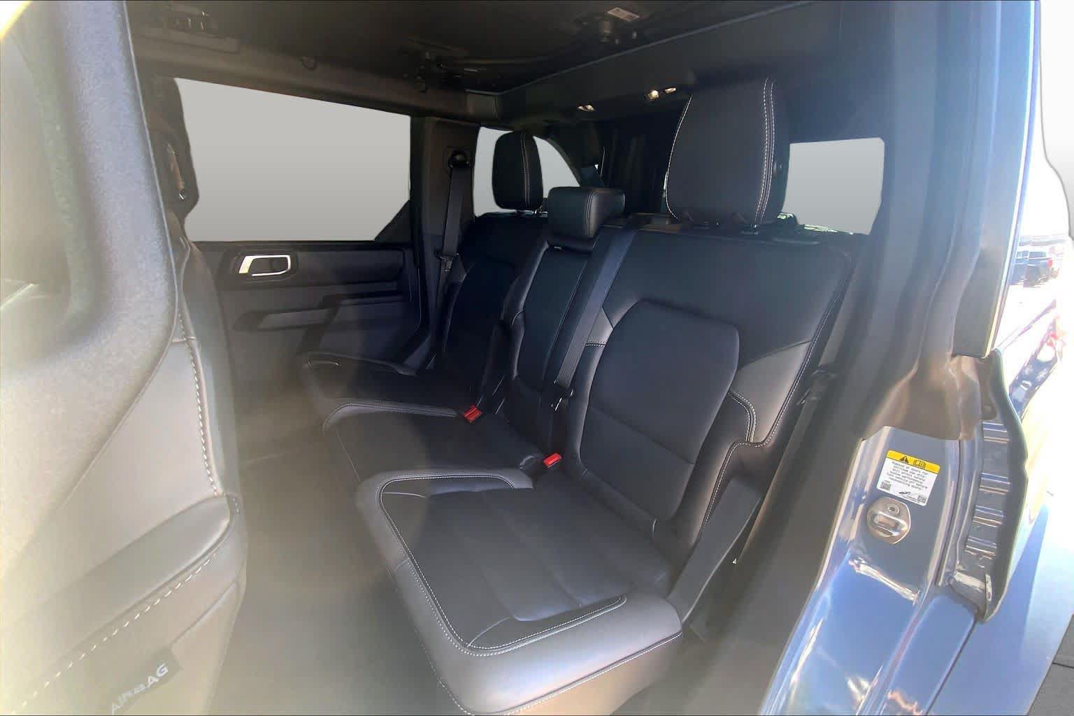 Certified 2025 Ford Bronco Outer Banks AWD/4WD image 21