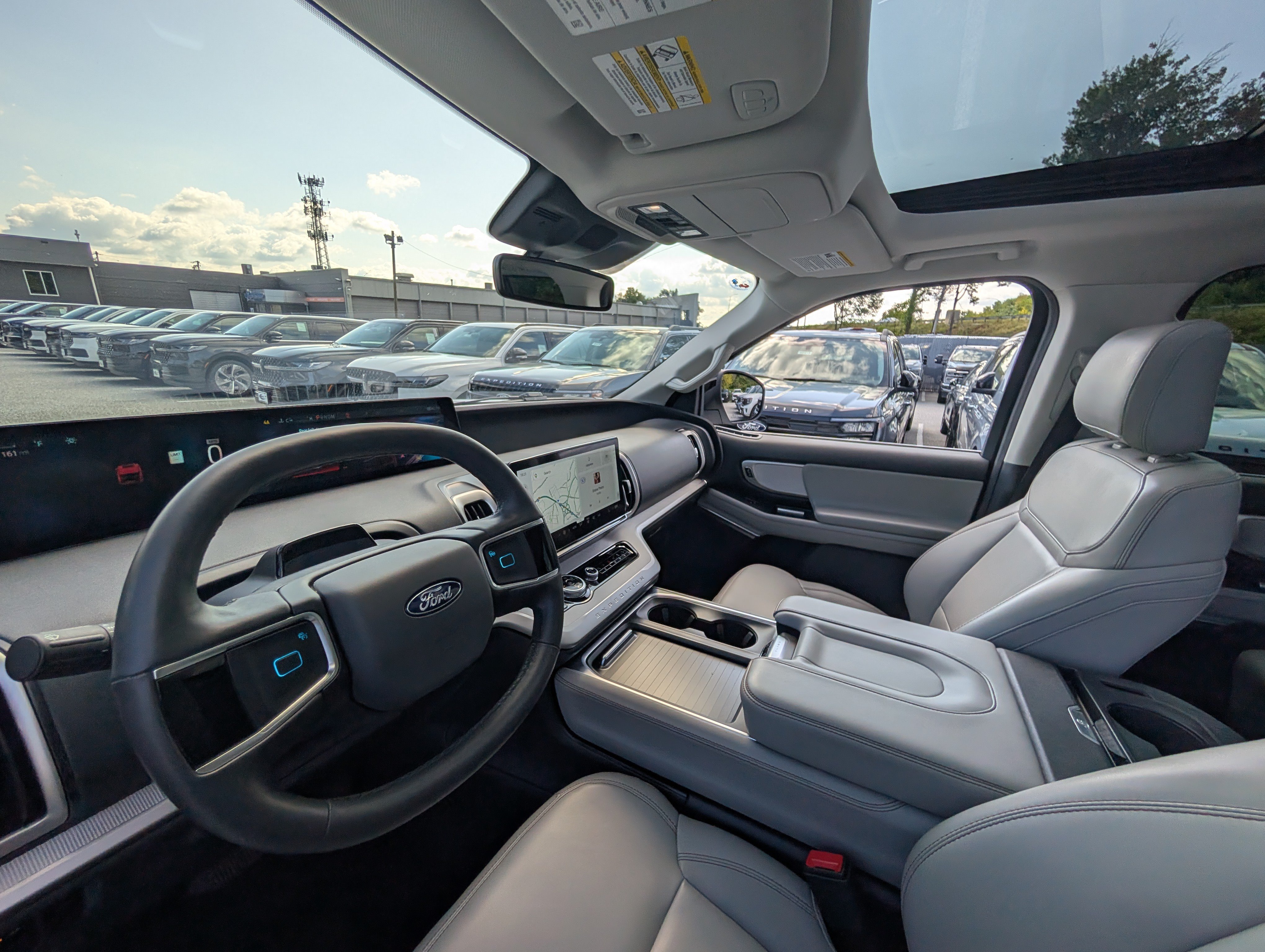 Certified 2025 Ford Expedition Active AWD/4WD image 20