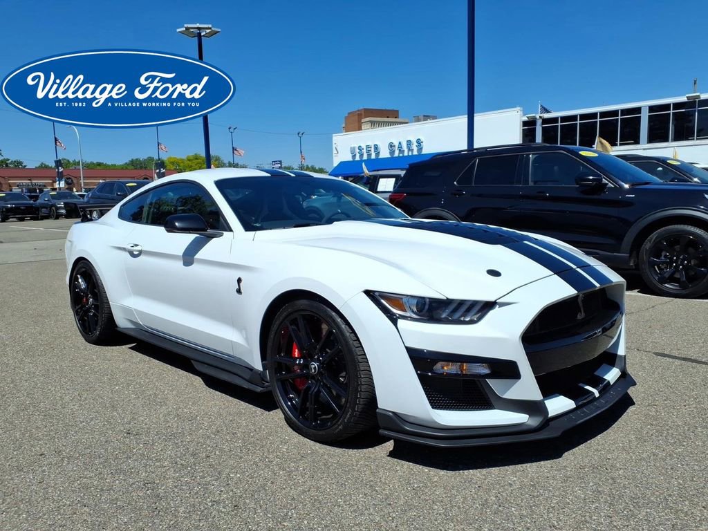 Certified 2020 Ford Mustang Shelby GT500 w/ Carbon Fiber Track Pack RWD image 3