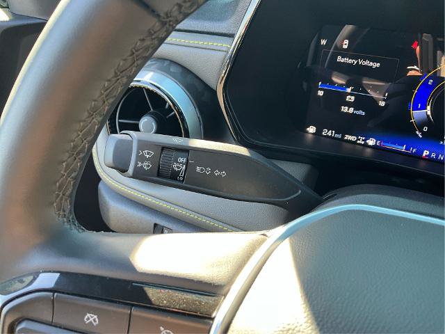 Used 2024 Chevrolet Colorado ZR2 w/ ZR2 Convenience Package III AWD/4WD image 20