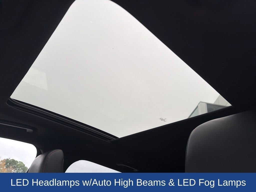 Certified 2022 Ford Edge ST-Line image 15