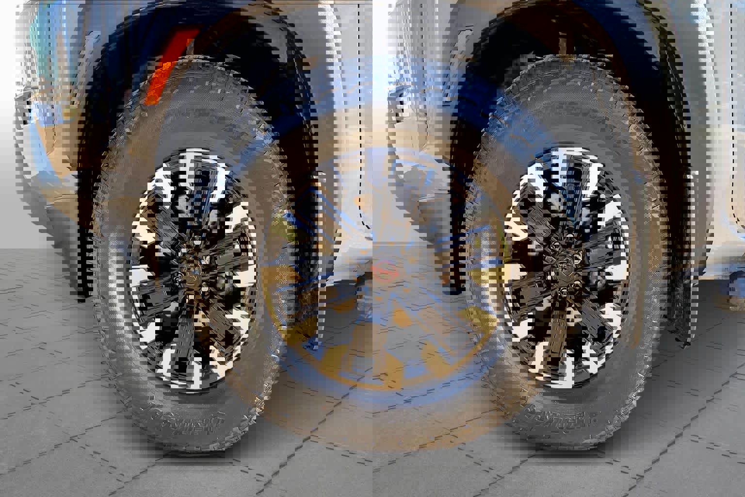 Used 2023 Nissan Frontier Pro-X w/ Tow Package image 10