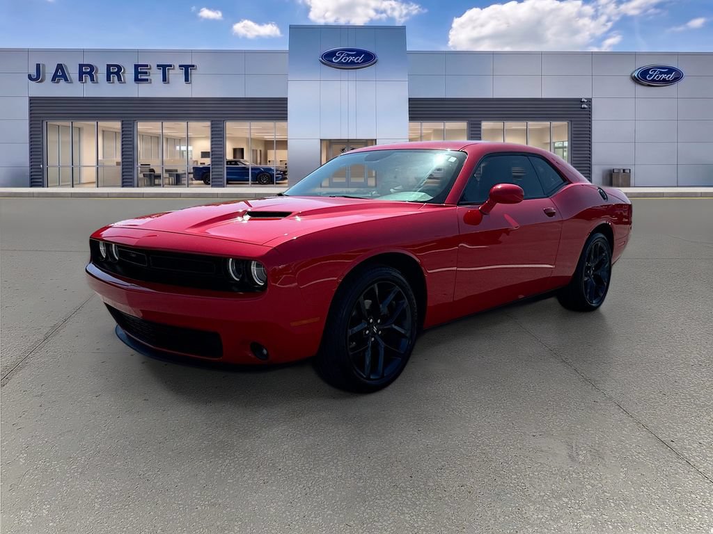 Used 2023 Dodge Challenger SXT w/ Blacktop Package RWD image 3