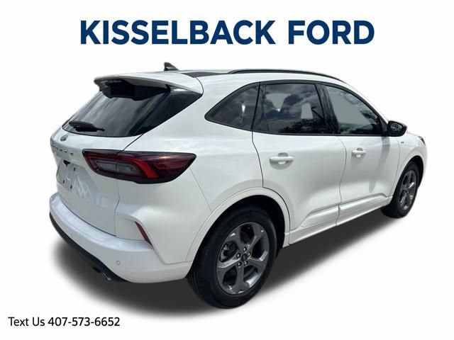 Certified 2024 Ford Escape ST-Line w/ Tech Pack #1 FWD image 4