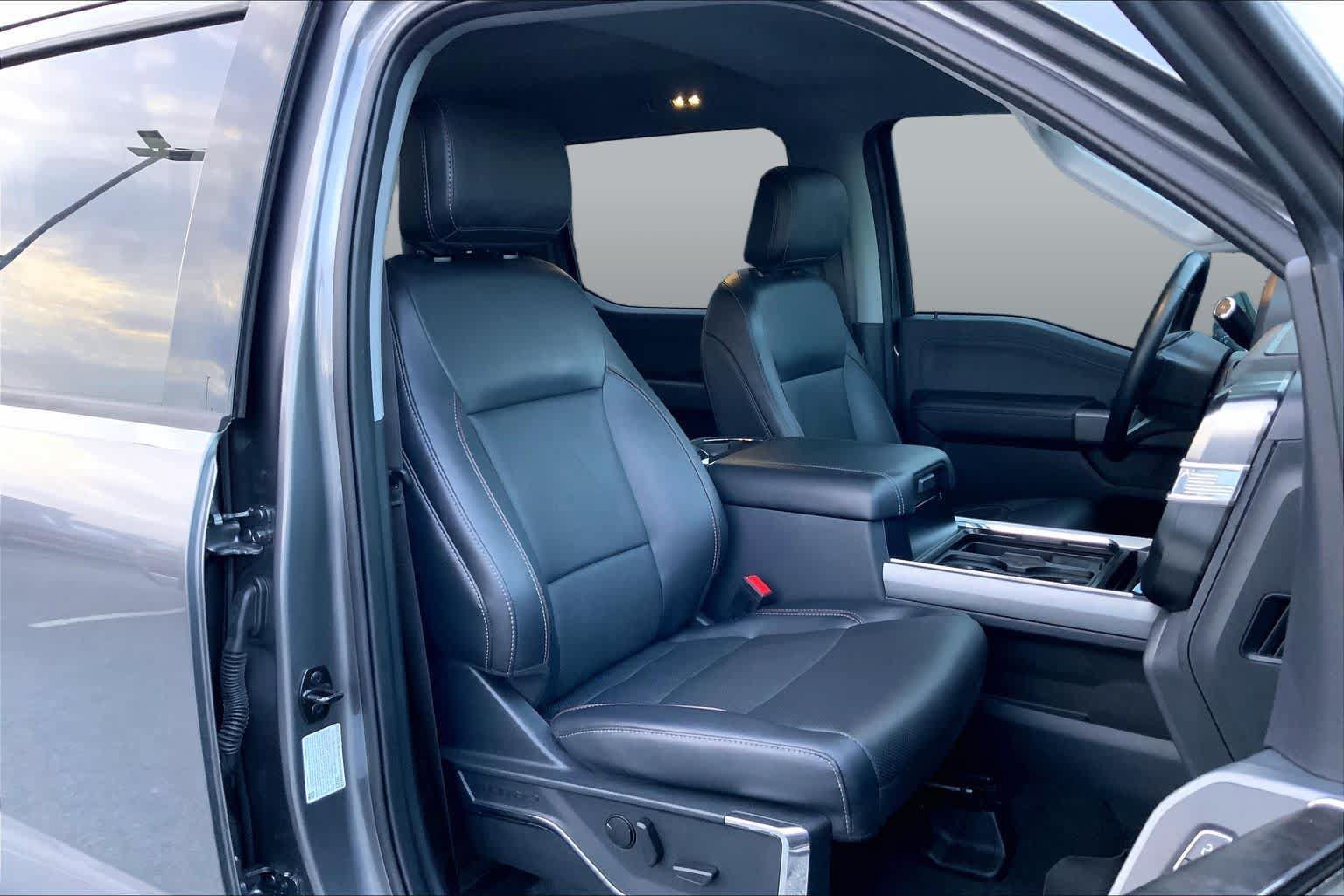 Certified 2023 Ford F250 Lariat w/ Lariat Ultimate Package AWD/4WD image 9